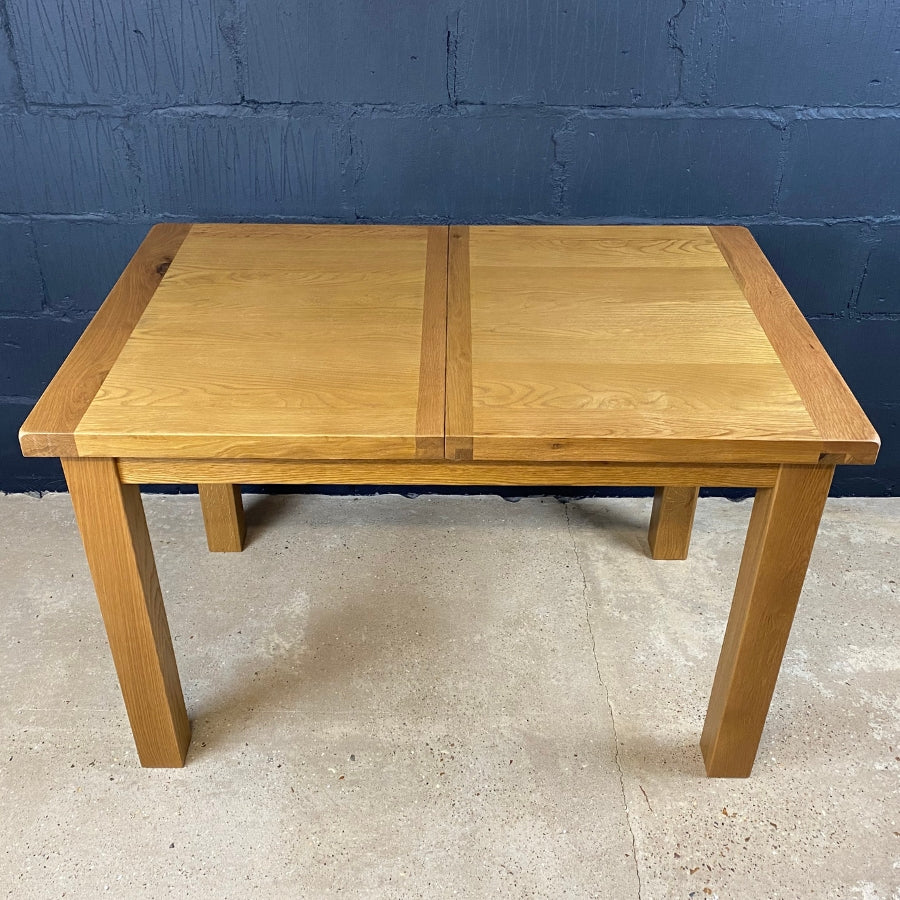 Country Oak Extending Dining Table